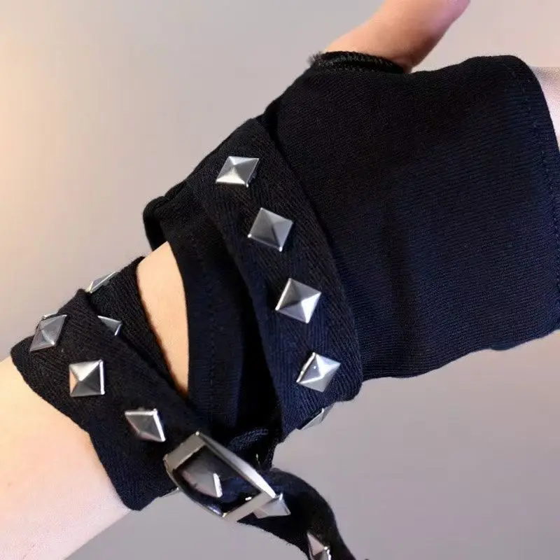 Cyberpunk wasteland style Y2K willow nail strap short Lolita half finger gloves motorcycle style wrist guard