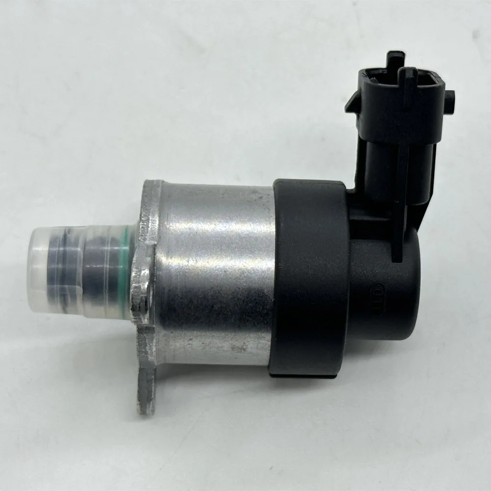 

New For B-osch 0928400709 Box Common Rail Fuel Injection Pressure Regulator Inlet Metering Control Valve 0 928 400 709