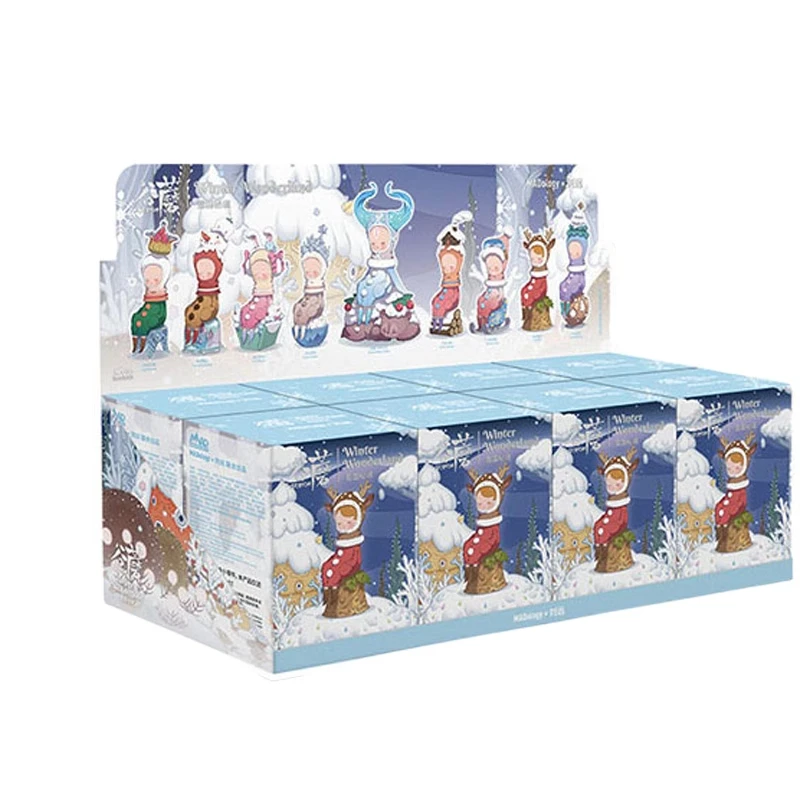 A set of 8pcs