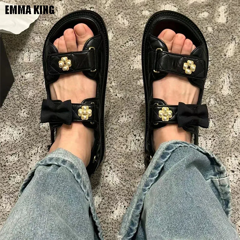 

2023 Summer One Word Belt Velcro Buckle Flat Rhombus Thick Bottom Casual Sandals Beach Open Toe Roman Sandals Women