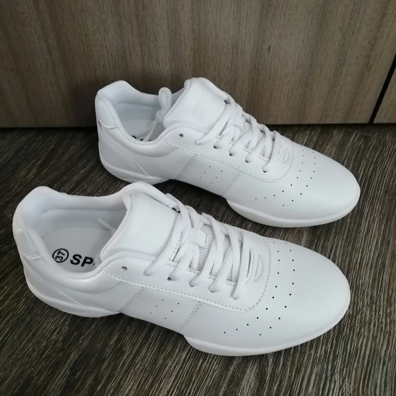 New Competitive Aerobics Shoes Women Cheerleading Children Gymnastics Shoes Training Competition Soft Soled Square Dance