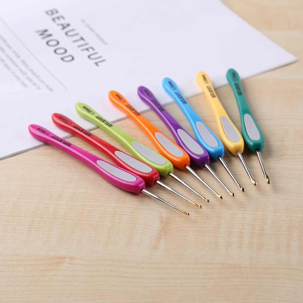 8pcs Soft Plastic Handle Knitting Needles Crochet Hooks Set for Weaving Sewing