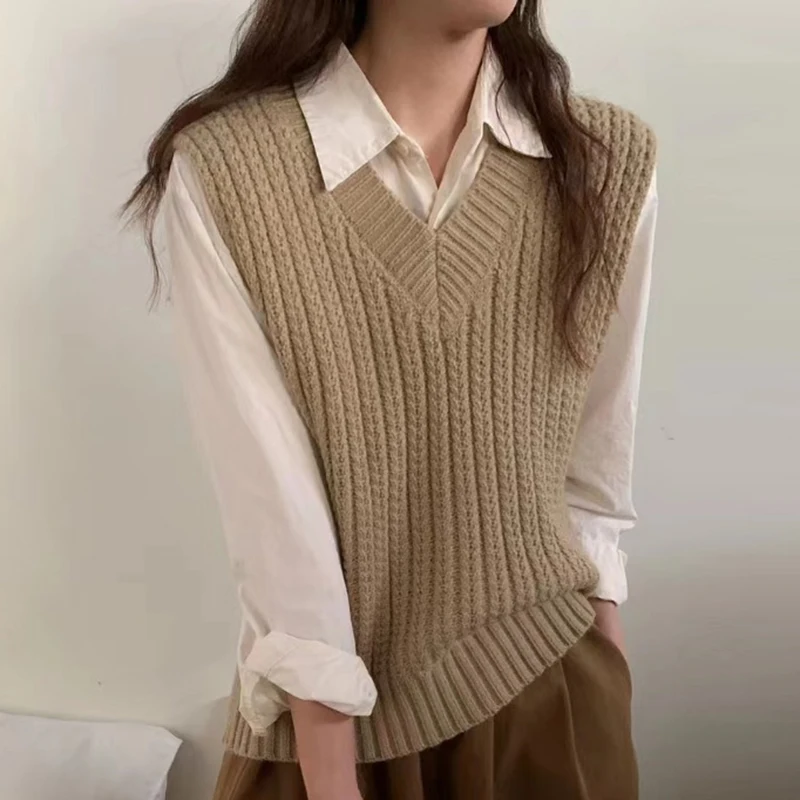 

Autumn Casual V-neck Solid Knitted Sweater Vest Women Winter Sleeveless Waistcoat Tops New Chic Loose Soft Women Vest 28651