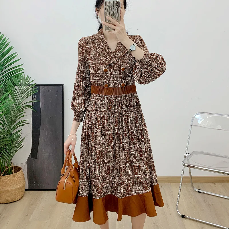 

Miyake Pleated Dress 2024 Spring New Print Loose Beach Vacation Style Retro Dresses Women's Clothing