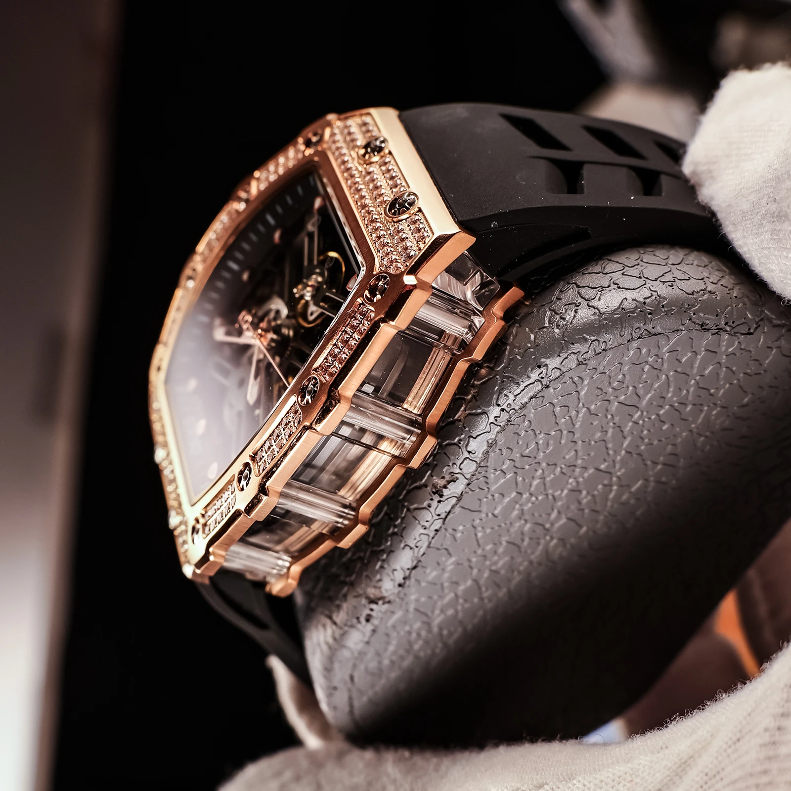 Amazon.com: OBLVLO Luxury Style Finger Diamonds Tonneau