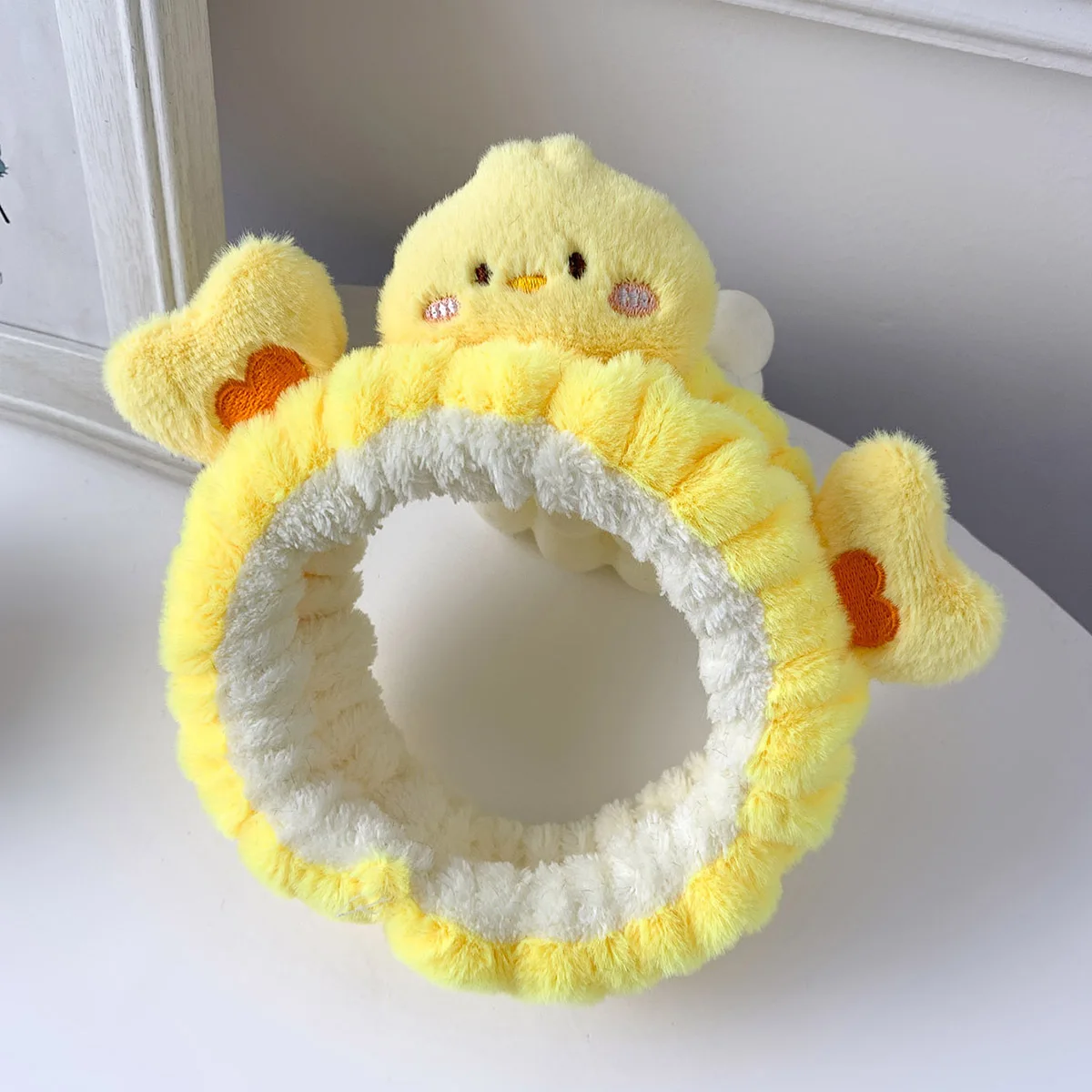 1 Stück spezielles Haarband mit Waschgesicht für alle Jahreszeiten; Süßes Love Heart Bear und kleines gelbes Huhn-Haarband; Haarspange