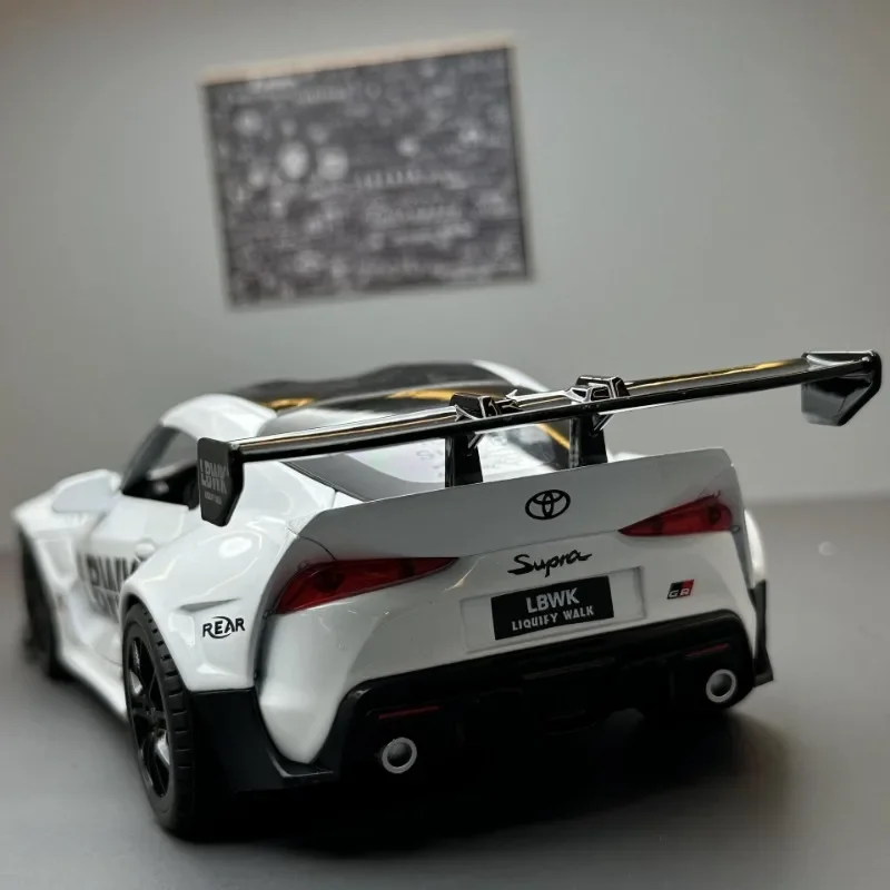 Diecast 1/22 Scale Toyota Supra Racing Car Model Sound and