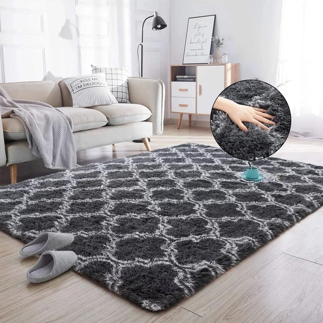 Rug in Grey by Fernleaf, Rug Size: Rectangle 122 x 183cm