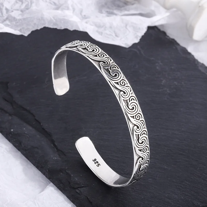 Retro Wave Sweet Cloud Opening Bangle in 925 Sterling Silver