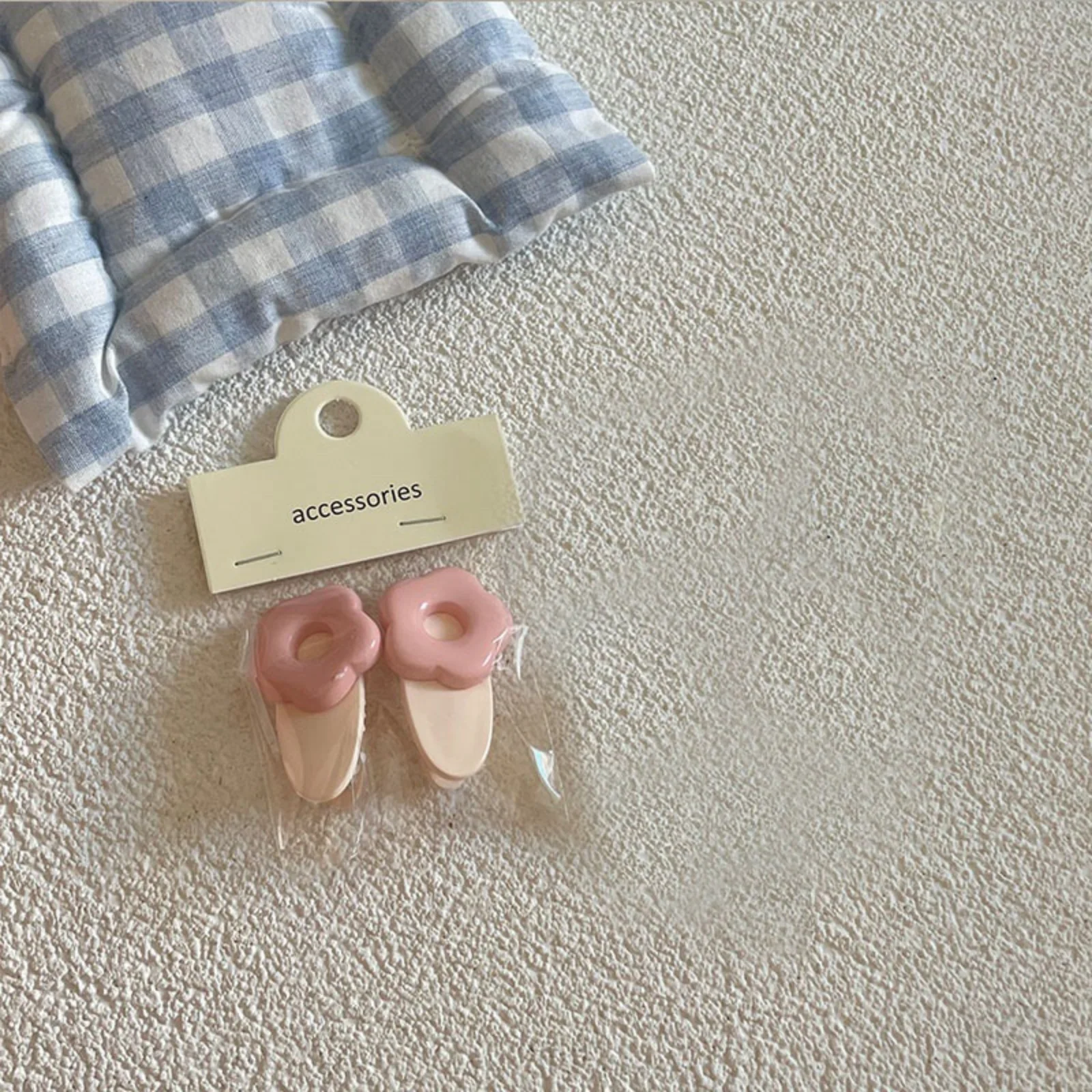 8pcs Cute Flower - Shaped Hair Clips Set, Colorful Acrylic Hair Accessories for Girls, Sweet Hairpins for Daily Wear and Parties