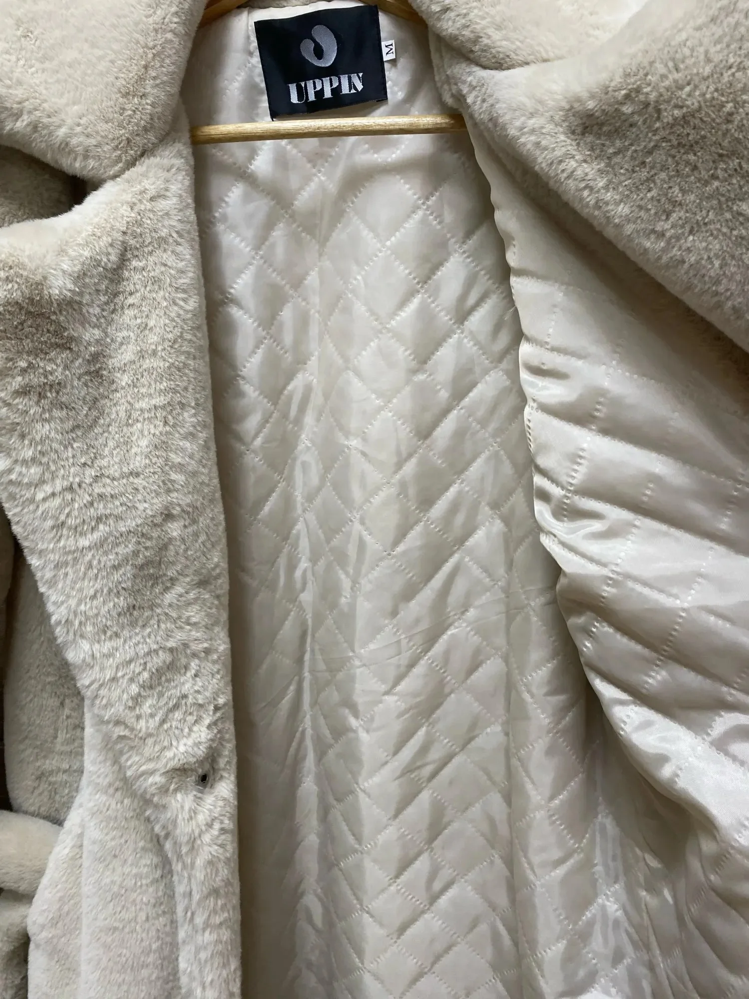 Sb8a3d070ee5f4d168b739578aa06b5bfh