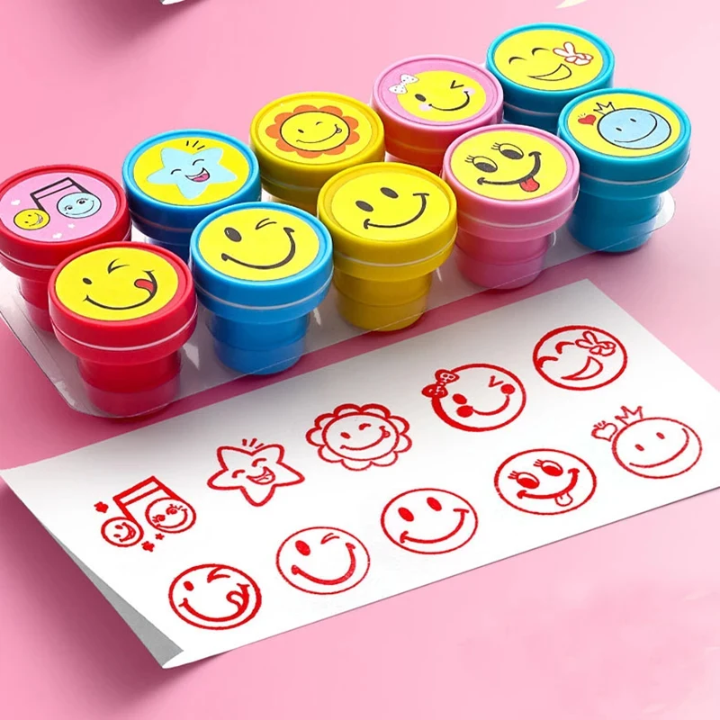 Cute Cartoon Children's Stamps 10PCS Teacher Kindergarten Reward Stamps Children's Early Education Toys and Gifts