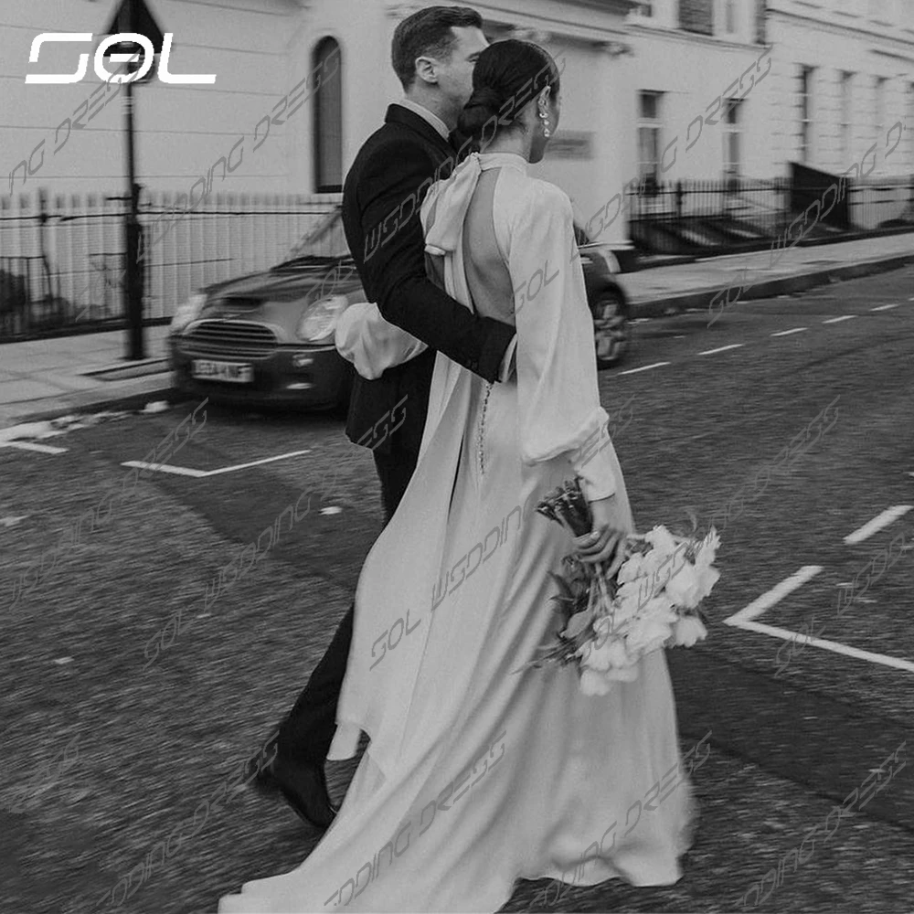 Рисунок 5 - Женское свадебное платье с открытой спиной