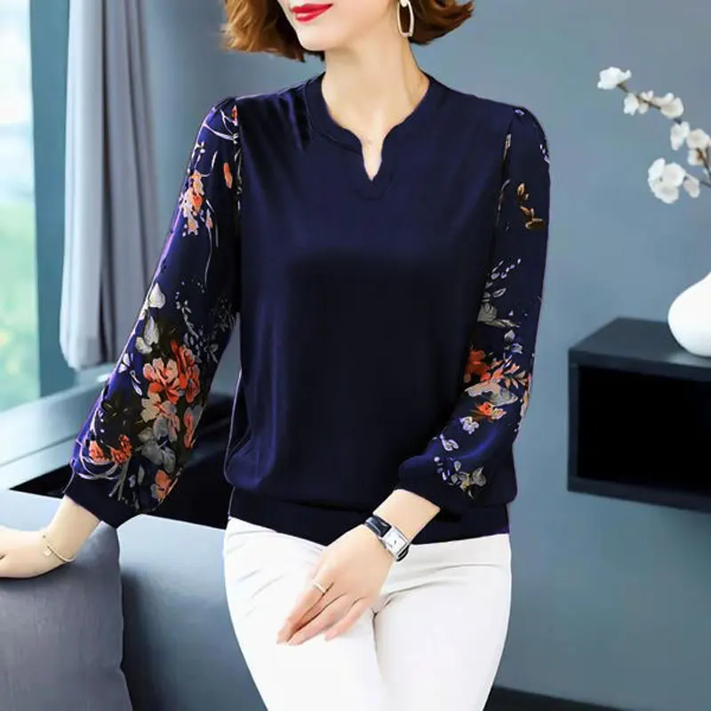 Female Clothing Broken Flowers Spliced Shirt Vintage 2024 Spring Autumn Casual V-Neck Loose Commute Long Sleeve All-match Blouse