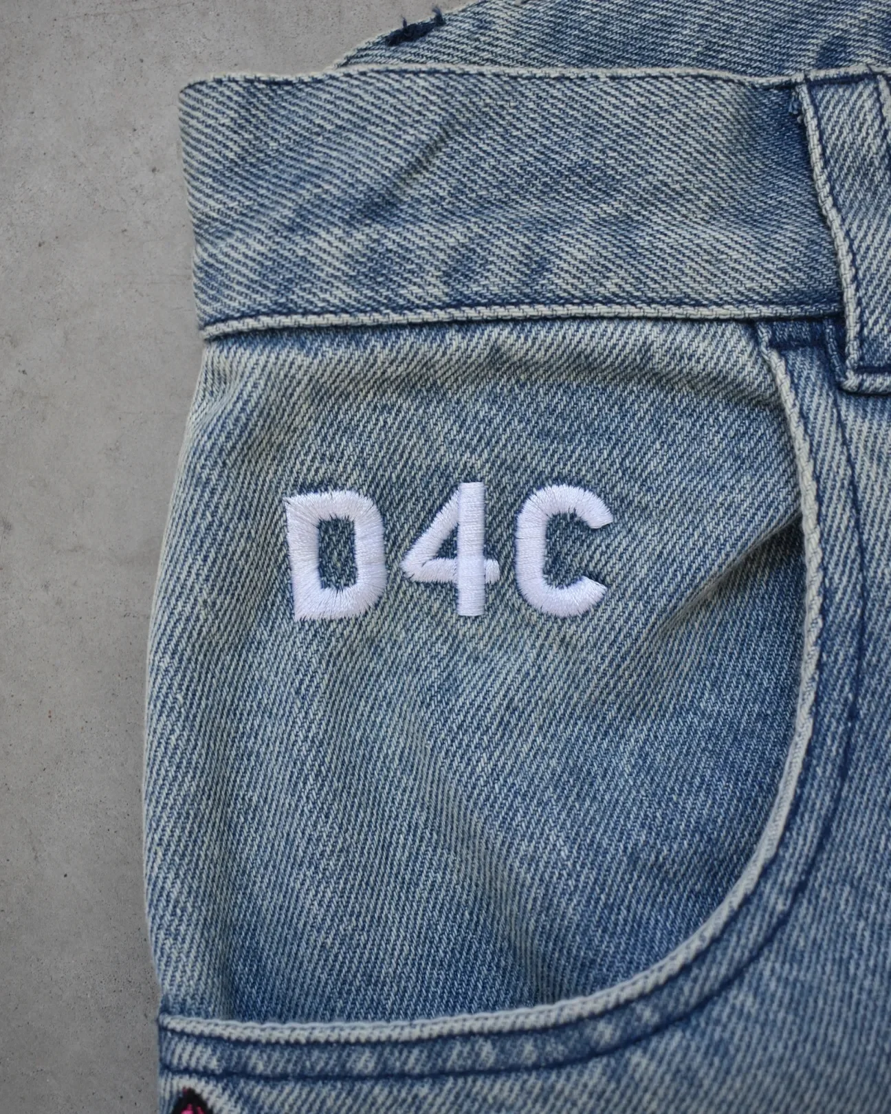 Y2K Men D4C JoJo High Waist Baggy Jeans Women Pink Heart Side Embroidery Loose Fit Washed Denim Pants Streetwear Wide Leg Pants 6