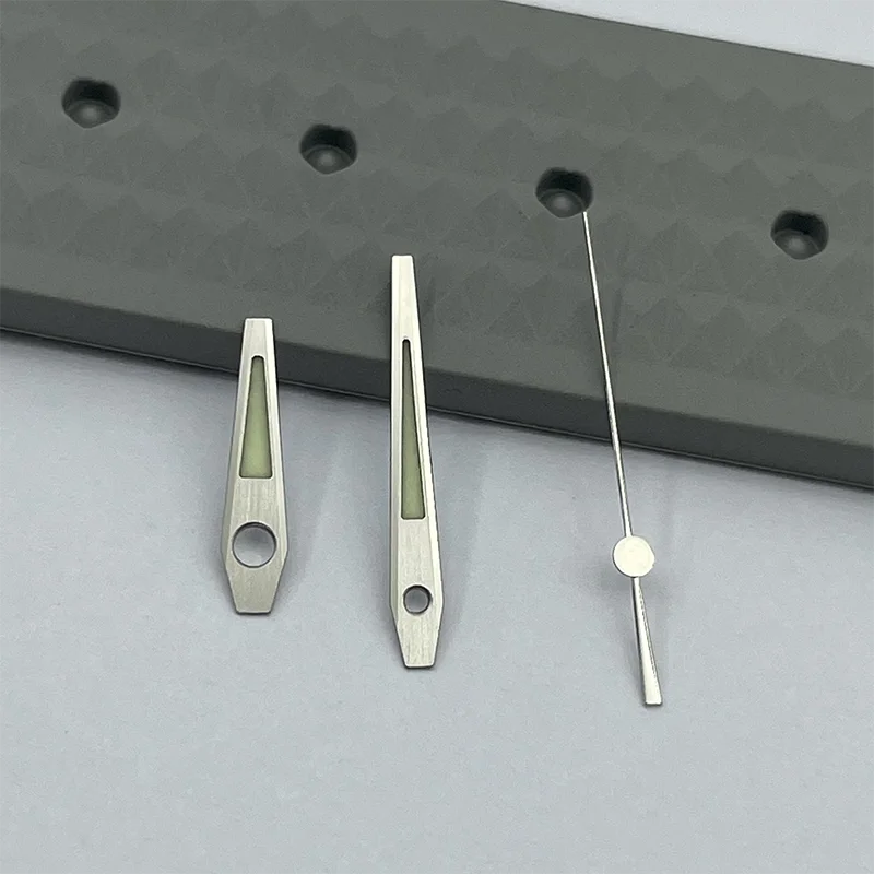 

Watch Parts High Quality GS Type Luminous Watch Hand Flat Top Second Pointer Suitable For NH35/36 Automatic Movement