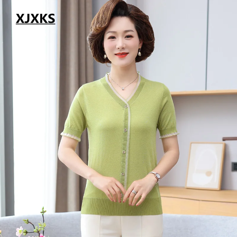 

XJXKS Fashion V-neck Button-type Large Size T-shirt 2022 Summer Latest Loose Comfortable Short-sleeved Crop Top Women Camisetas