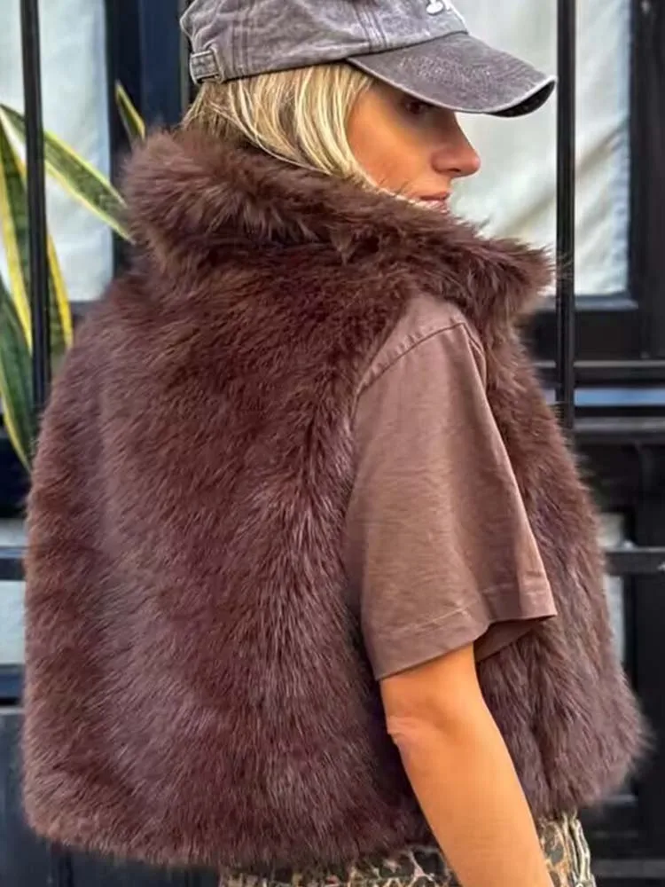 2025 Women Autumn Winter Fashion Fur Vest Coat Female Chic Sleeveless Short Jacket Casual Waistcoat Tops