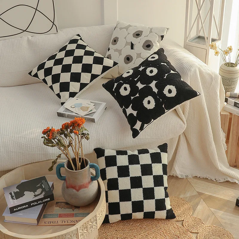 

2pcs Flock Cushion Cover Pillow Covers Living Room Decoration Sofa Decorative Home White Black Plush Pillows Case Nordic Style