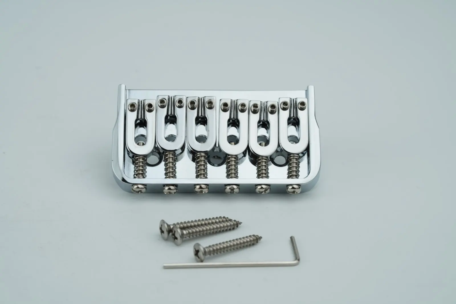 Elektrische Gitarre mit Fester Brücke, 6 Saiten, 7 Saiten. Verchromt, schwarz. – Detail 2