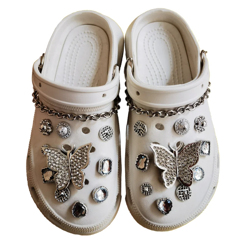 

Винтажные серебряные подвески на цепочке Croc, дизайнерские Роскошные качественные аксессуары Croc, элегантные сабо-бабочки, Пряжка для обуви, готовый продукт