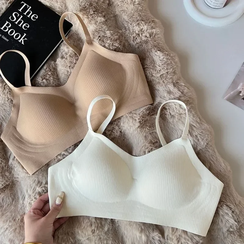 

Cloud Seamless Underwear Women's Small Chest Push-up Thin One Piece Comfortable Anti-sag Non-underwire Fixed Cup Bra Cover
