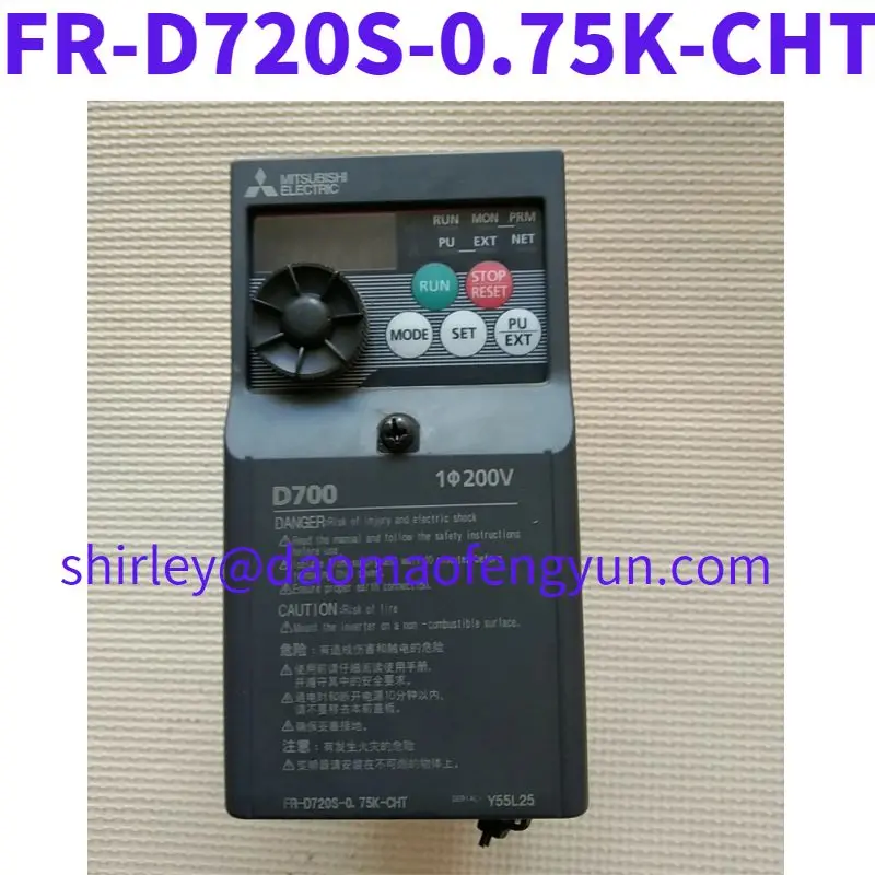 

Used Frequency converter FR-D720S-0.75K-CHT original disassembly