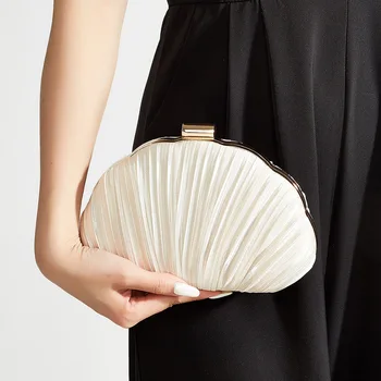 Pochette da sera da donna, borsa a conchiglia per banchetti, borsa a mano in raso plissettato, piccola borsa per abiti da cerimonia