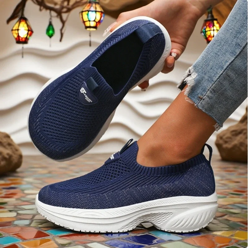 Sneakers Women Fashion Femme Women Shoes New Women Vulcanized Shoes Sneakers Lightweight Thick Bottom Slip on Female Women Shoe