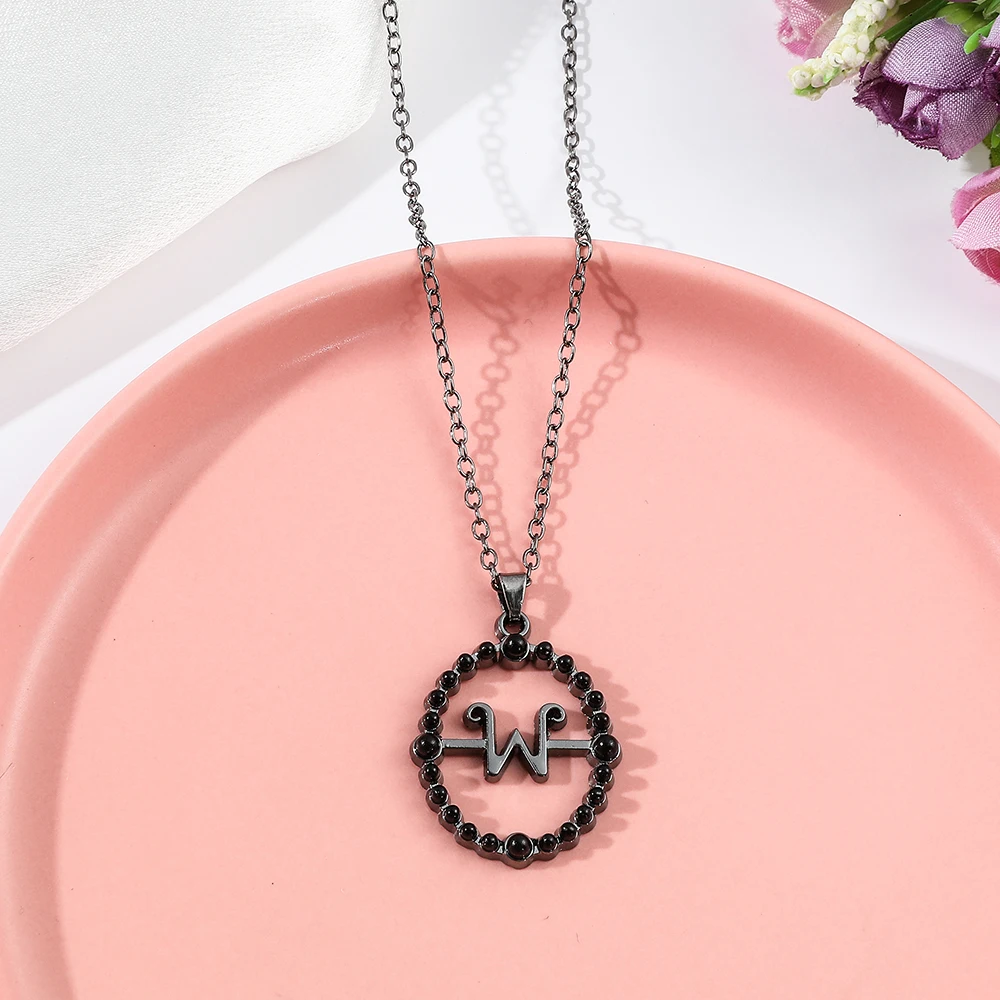 Wednesday Addams Necklace Black Beads Wednesday Letter W Pendant Neck Chain for Women Men Party Gothic Jewelry Accessories Gifts