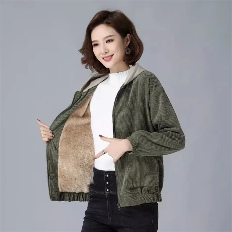 Thickened Corduroy jacket For Women Spring Autumn Winter Loose fit for middle-Aged Mothers Korean hooded versatile Short Jacket