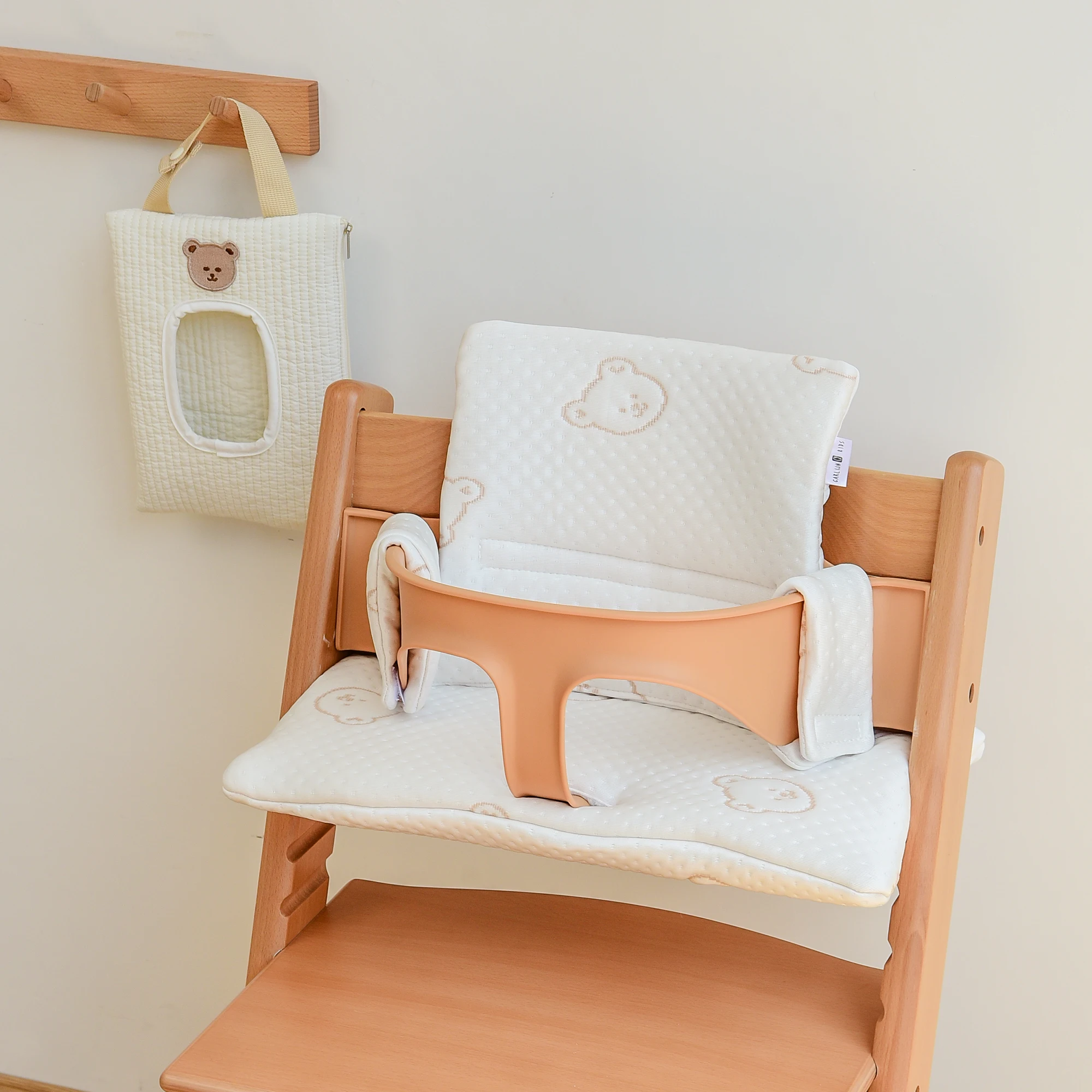 Description Picture 5 of itemSummer baby cool dining chair cushion thickened dirty baby growth chair seat cushion general accessories