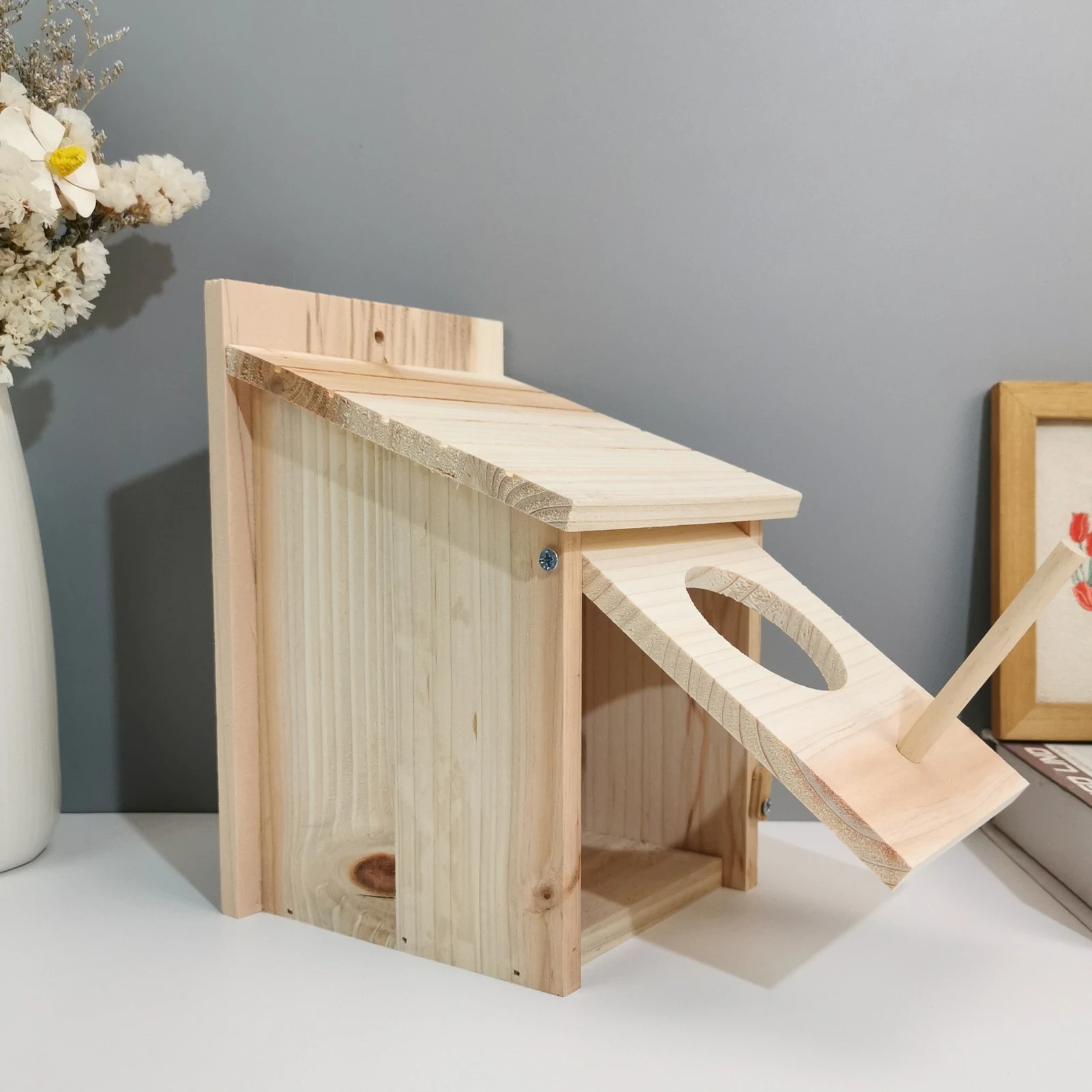 Outdoor Wooden Birdhouse Natural and Safe DIY Birdhouse Breeding Box Standing Rod bird house