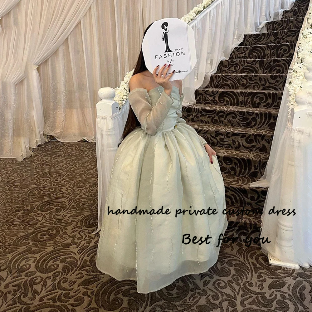 

Gray Organza A Line Ball Gown Prom Dresses with Sleeve Beaded Strapless Evening Party Dress Floor Length Arabic Formal Gown