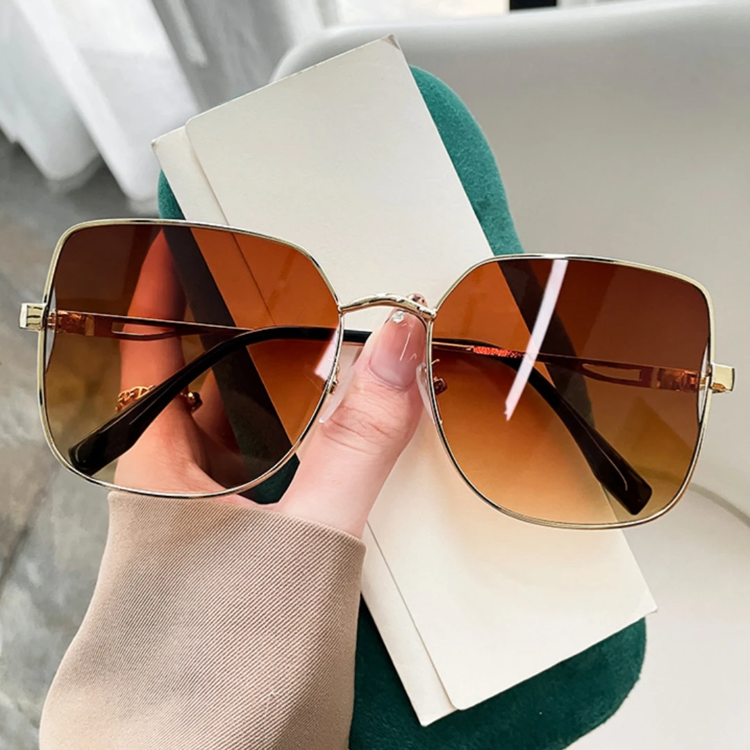 Fashion Light Luxury Ladies Sunglasses Metal Frame Sunglasses Ultraviolet Sun Glasses For Women Uv400 2025 New Eyewear