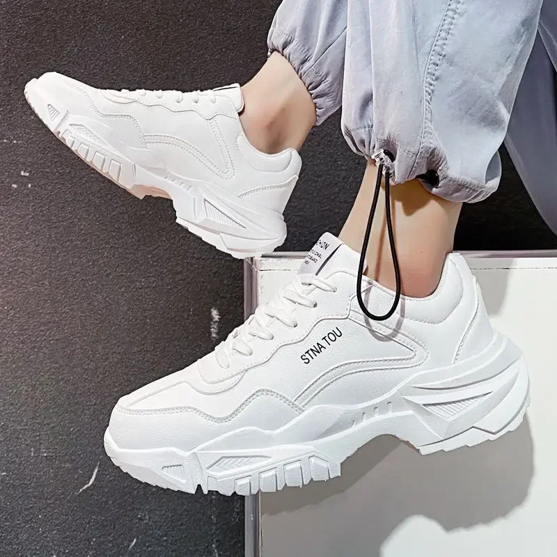 

Men's Shoes 2024 New Breathable Little White Shoes Men's Korean Edition Versatile Inner Heightening Sports and Casual sneakers