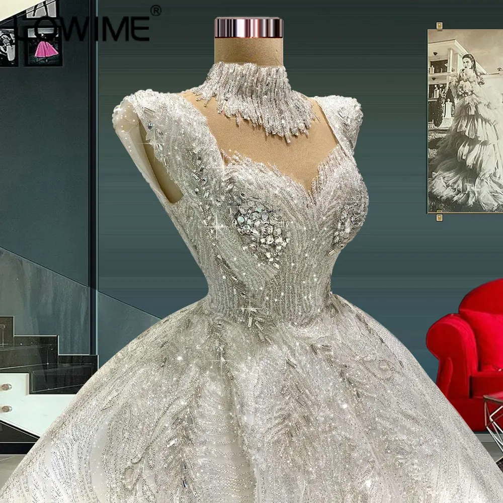 

Gorgeous Vintage High Neck Ball Gown Wedding Dresses with Big Long Train Sparkly Crystals Glitter Arabic Bridal Gowns Customize