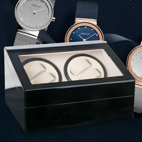 Ouverture du remontoir, mise en scène des montres