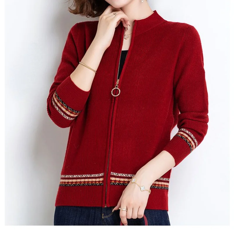 

2023 Autumn/Winter New Women's Wear Korean Version Loose Outfitting Knitted Versatile Popular Long Sleeve Sweater Cardigan Coat