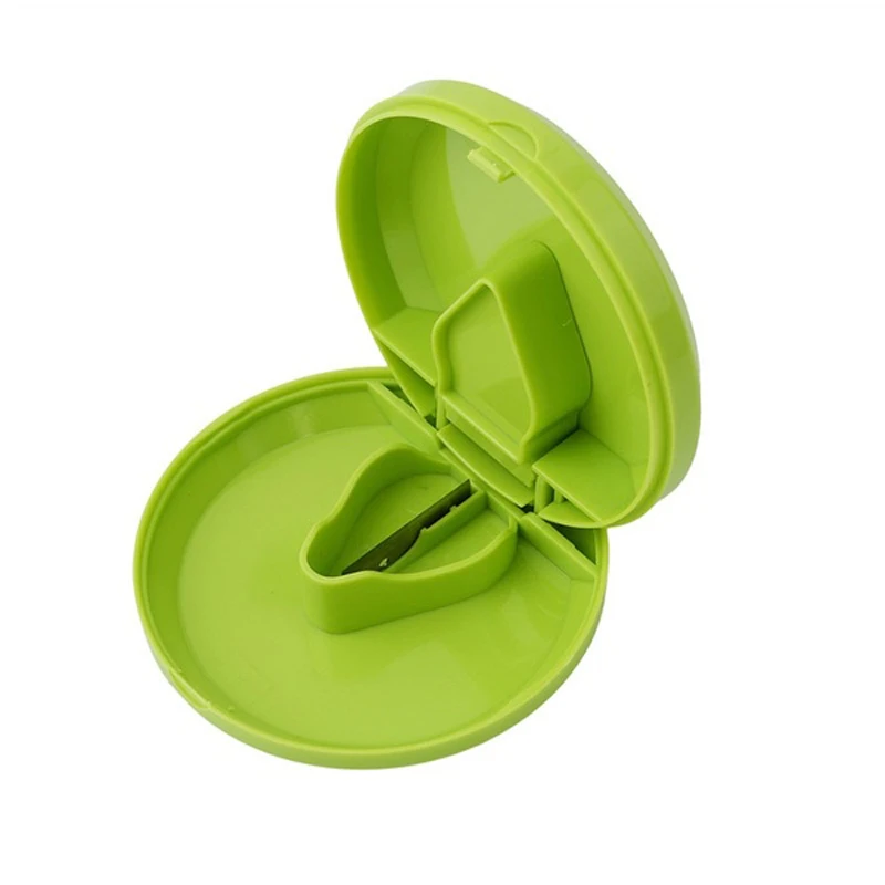 Round Pill Box Medicine Box Cutter Crusher Powder Medicine Tablets Cut Splitter Grinder Divider Storage Case Cutting Tablets