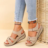 Sandales romaines d'été personnalisables pour femmes, chaussures de plage antidérapantes à la mode, chaussures de marche à bout ouvert pour femmes 5