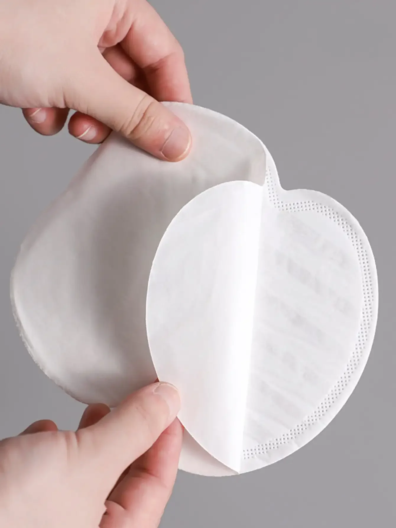 20/30/50/70 PCS-Disposable Sweat-absorbing Patch Summer Deodorants Cotton Pads Underarm Armpit Sweat Pads Dress Disposable Stop Underarm Sweat Pads
