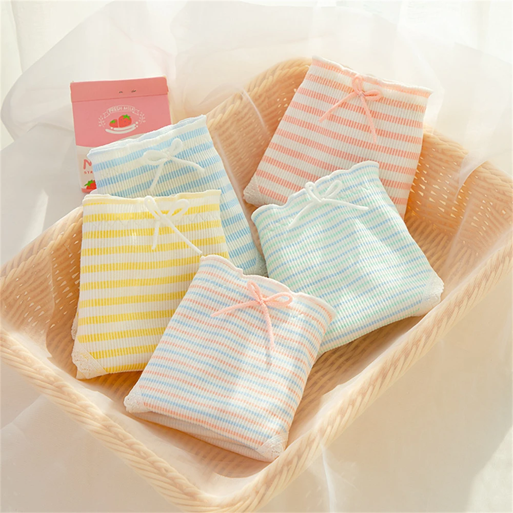 

Striped Morandi color fungus lace waist bag hip skin-friendly cotton bottom crotch student girl underwear TL123