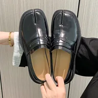 Tabi Shoes Loafers for Men and Women Split Toe Thick Sole Platform Casual Leather Shoes Spring Autumn Fashion Shoes 2