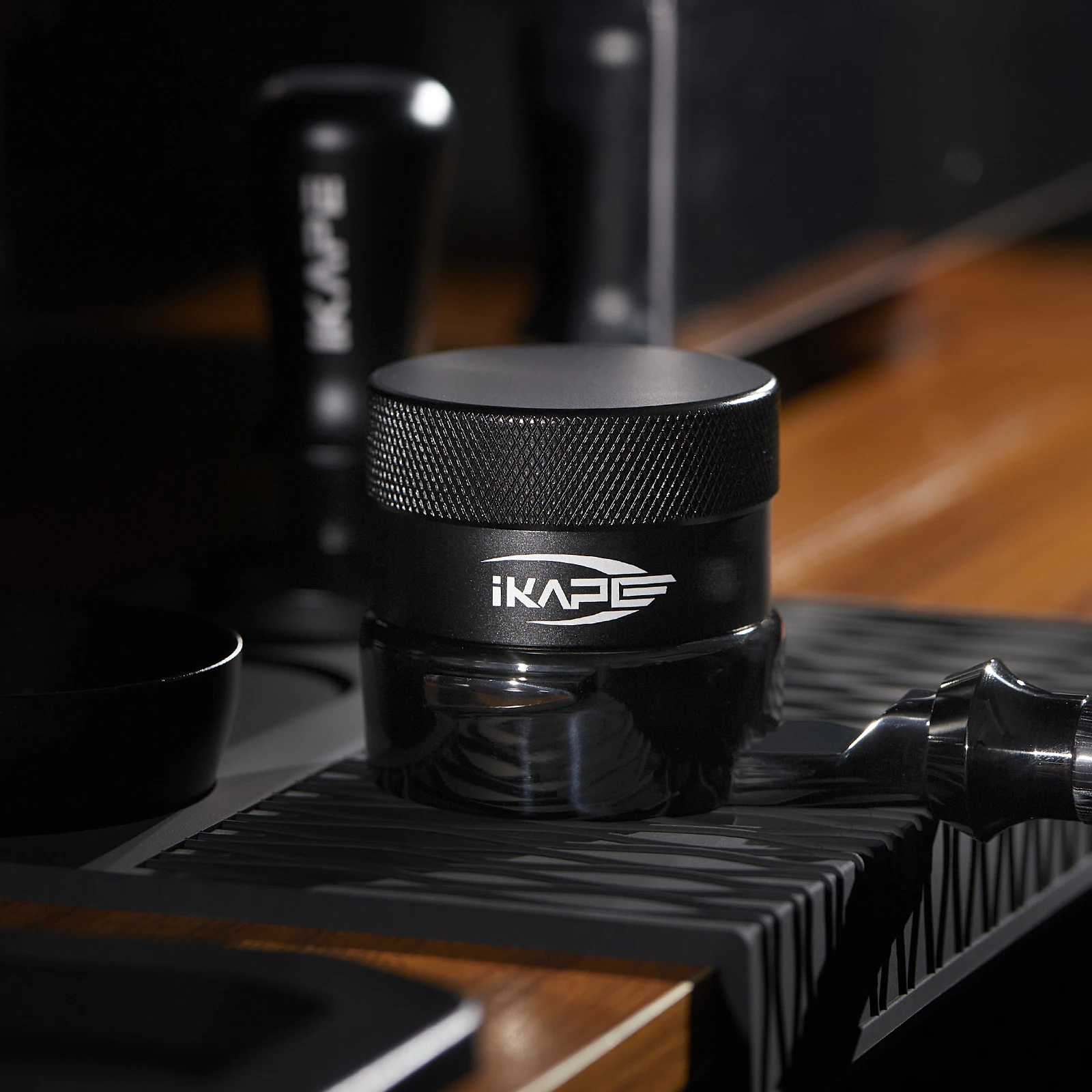 موزع قهوة إيكابي المتكيف بالجاذبية - طلاء التيتاني...