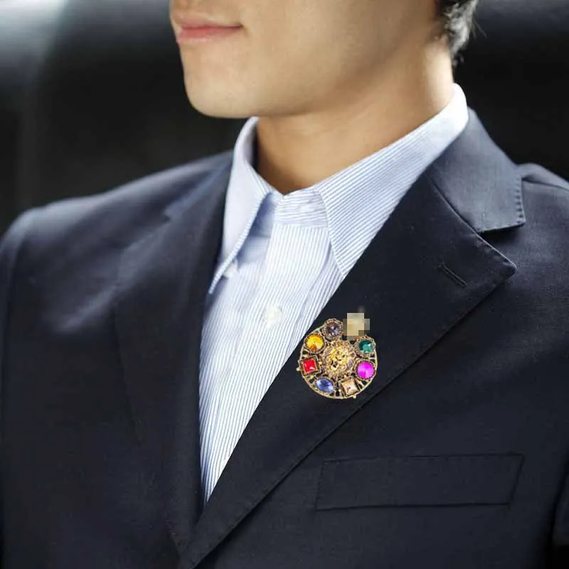 New style exaggerated rhinestone animal lion head brooch