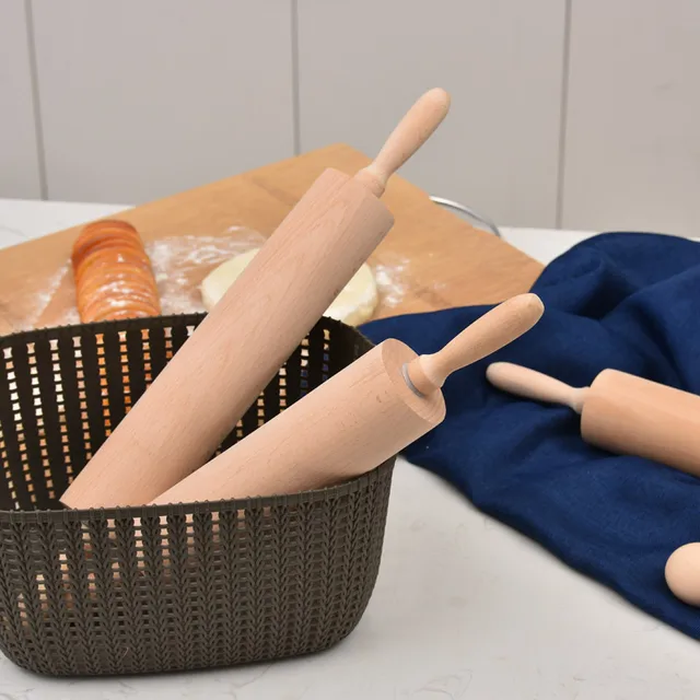 Wooden Rolling Pin for Baking & Dumplings – 360° Rotation, Non-Powder Stick 5