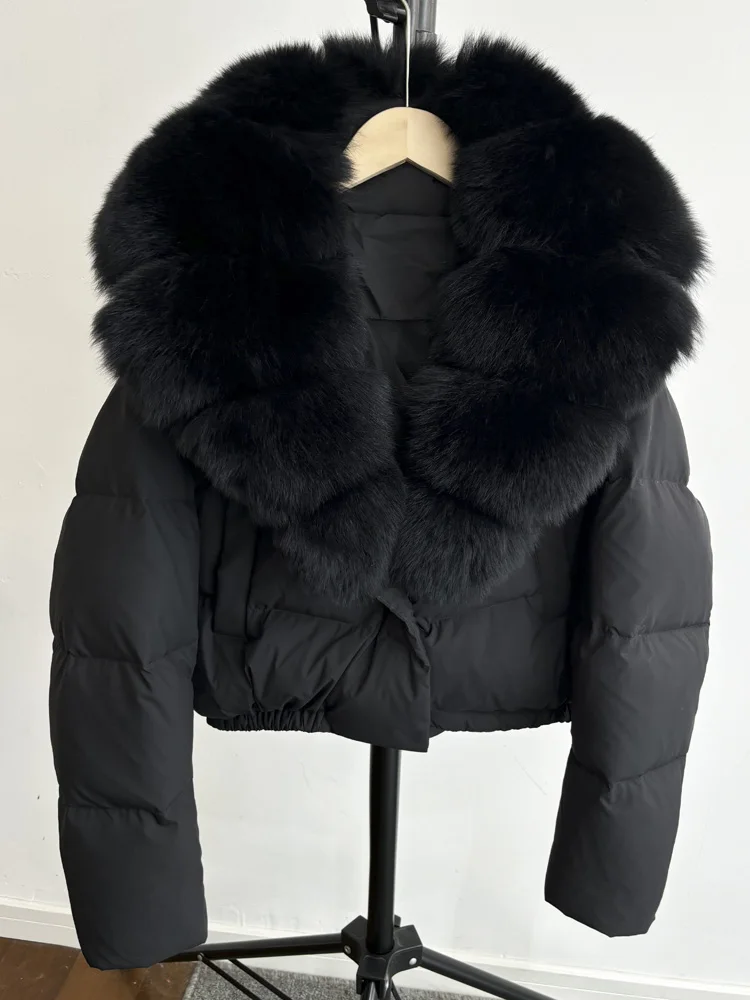2024 New Winter Big Natural Fox Fur Fluffy Puffer Coat Women Button Warm 90White Duck Feather Down Short Jacket Waterproof Parka 3