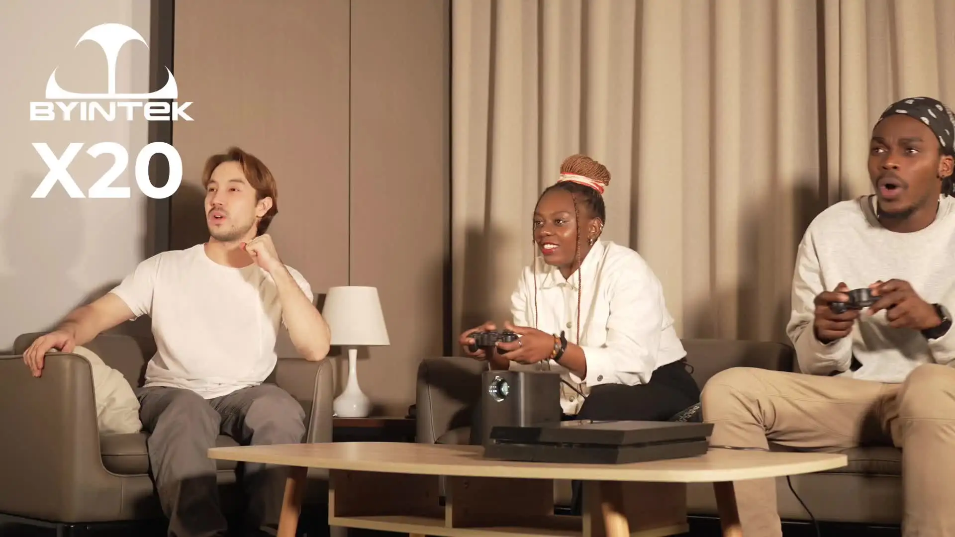 BYINTEK X20 Projetor Sem Fio, Projetor Inteligente Portátil, 300 ANSI, Android 9.0 TV, Imagem De 200 Polegadas, Suporte 4K Compatível Com TV Stick, Laptop, Tablets, Wi-Fi Display