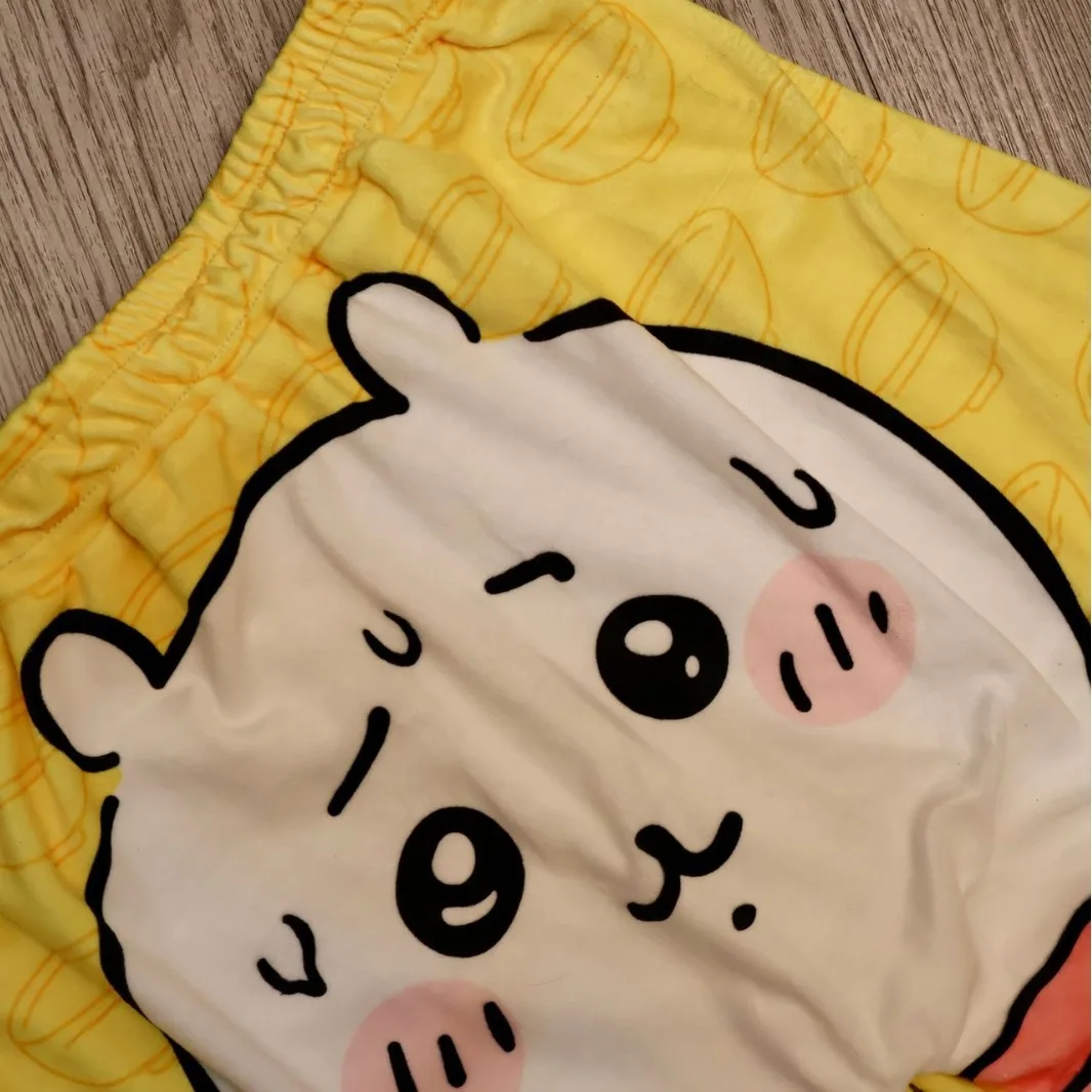 thumbnail image 4 of Pantalones cortos divertidos de Chiikawa Hachiware, accesorios de anime, nuevos pantalones de verano de dibujos animados japoneses para parejas de estudiantes, lindo regalo de cumpleaños, 4 of 4